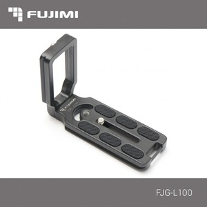 Рукояткая Fujimi FJG-L100 L-образная с выступом для беззеркальных компактных камер.