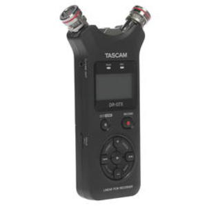 Цифровой диктофон TASCAM DR-07X